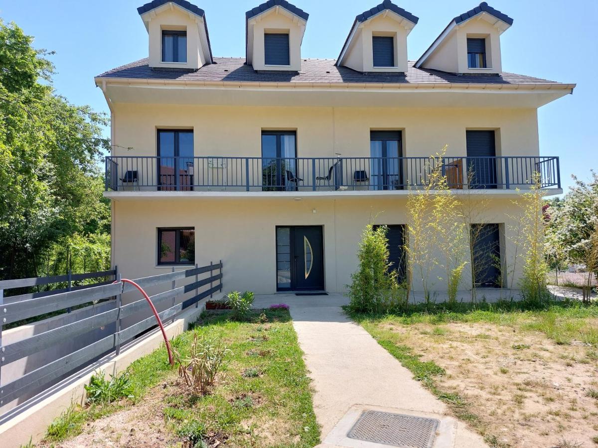 Residence De La Gare, Chambre Meublee Longjumeau Exterior foto
